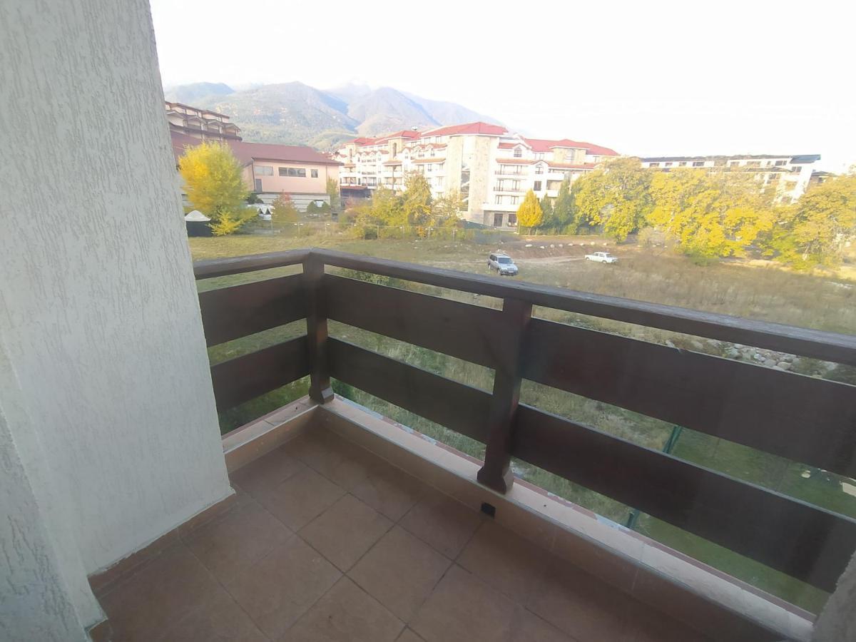 Pine Tree Studio B11 Bansko Dış mekan fotoğraf